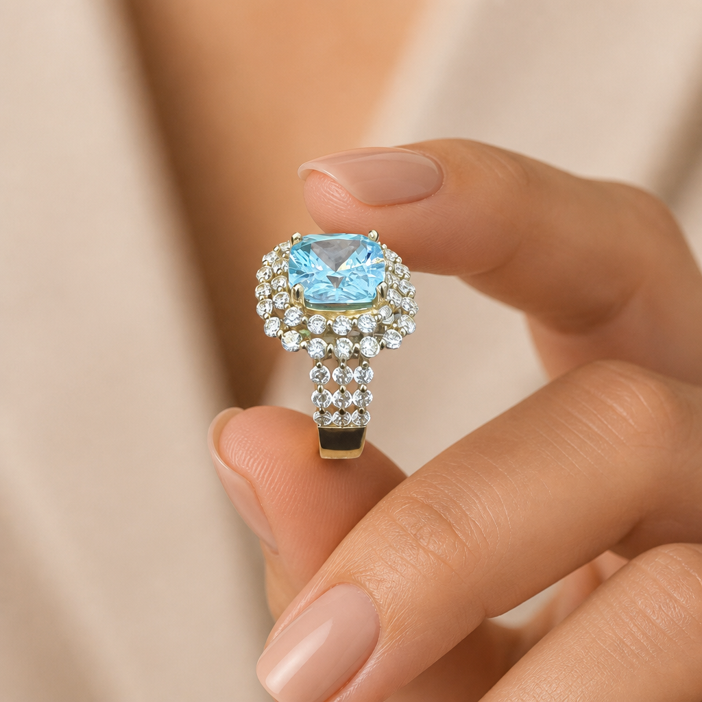 Anillo de lujo con piedra azul: