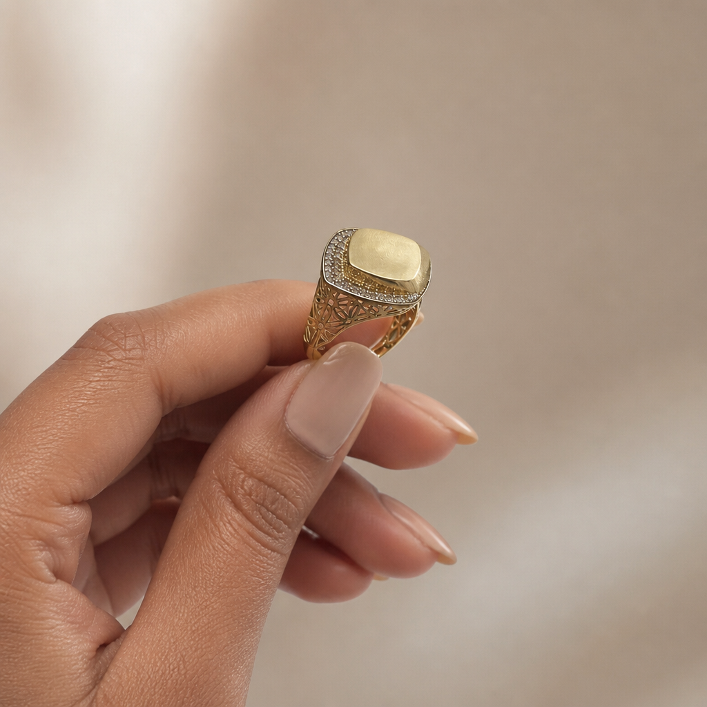 Anillo en oro 10k de diseño exclusivo