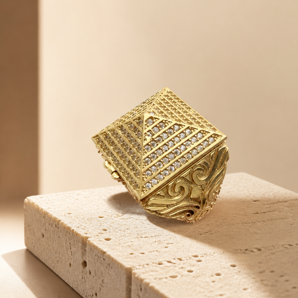 Anillo de Caballero en oro de 10k con Zirconias